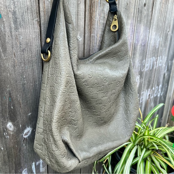 Marc Jacobs Lettering Embossed Leather  Hobo - Picture 5 of 9